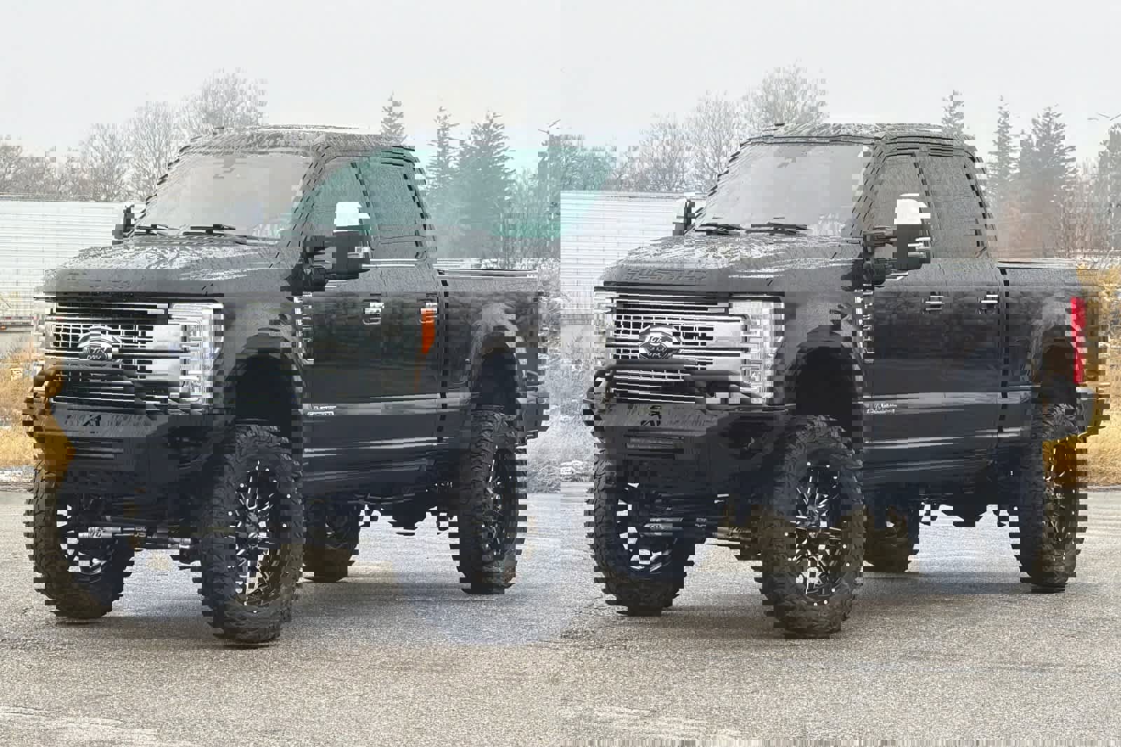 Used 2017 Ford F350 Platinum w/ Platinum Ultimate Package image 1