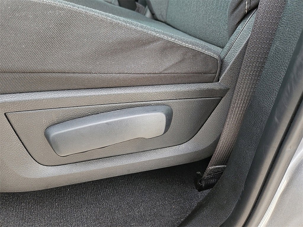 Used 2022 RAM 1500 Classic Warlock w/ Electronics Group image 13