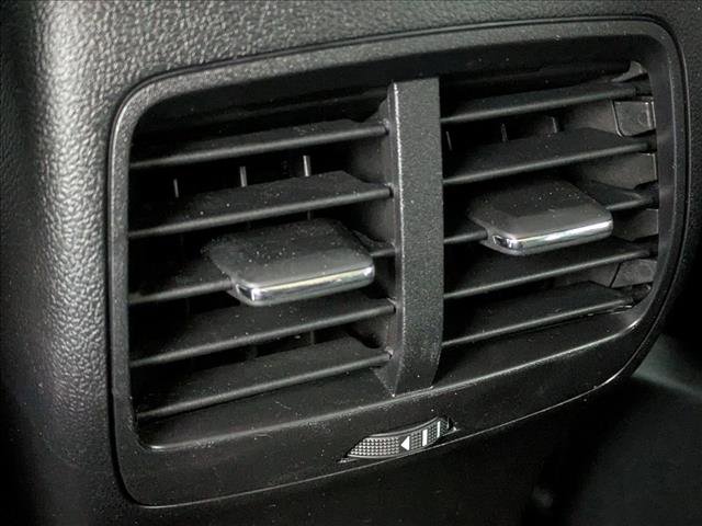 Used 2021 Ford Escape Titanium w/ Class II Trailer Tow Package image 18