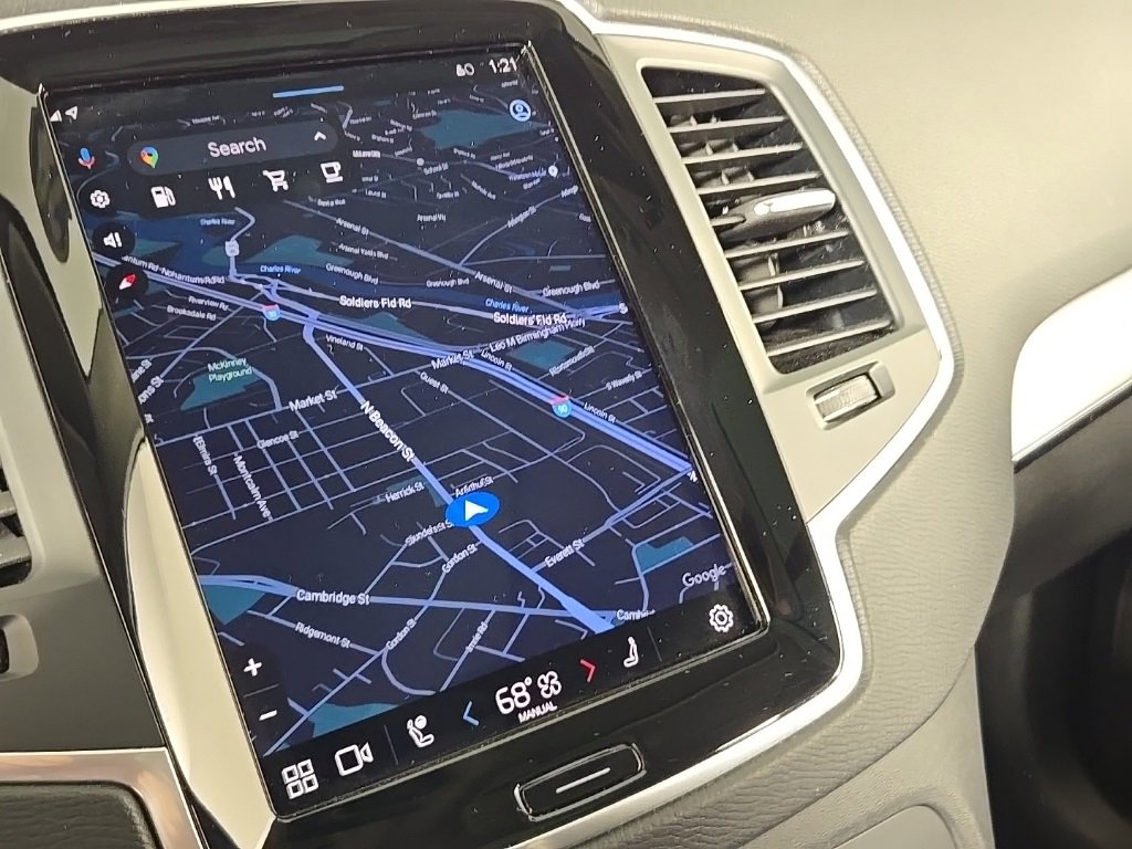 Certified 2024 Volvo XC90 B5 Core w/ Protection Package Premier image 28