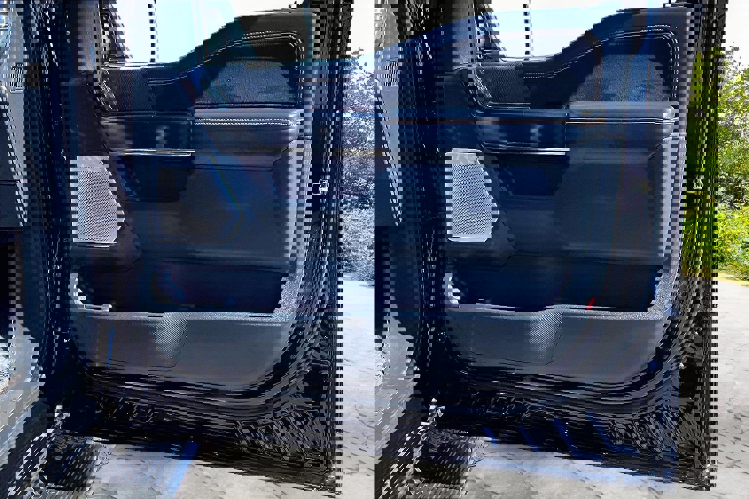 Certified 2022 Ford F150 Platinum w/ Equipment Group 701A High image 25