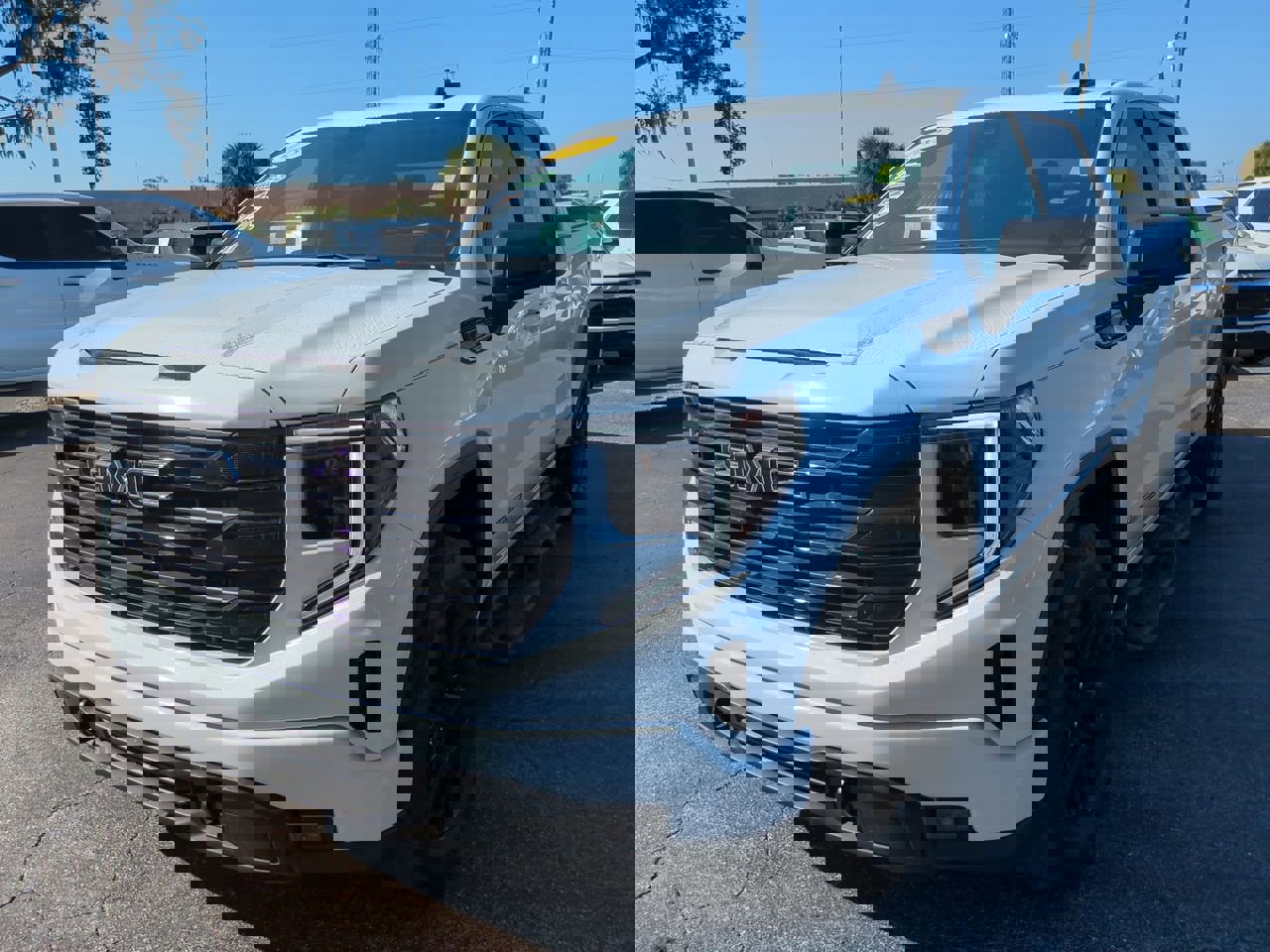 Used 2023 GMC Sierra 1500 Elevation image 7