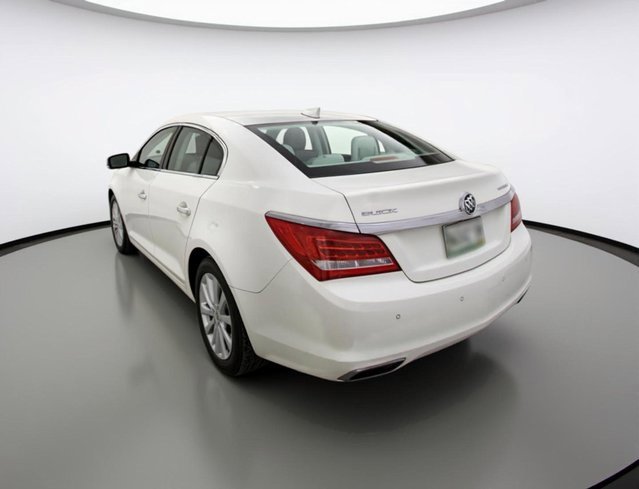 Used 2015 Buick LaCrosse Leather image 4