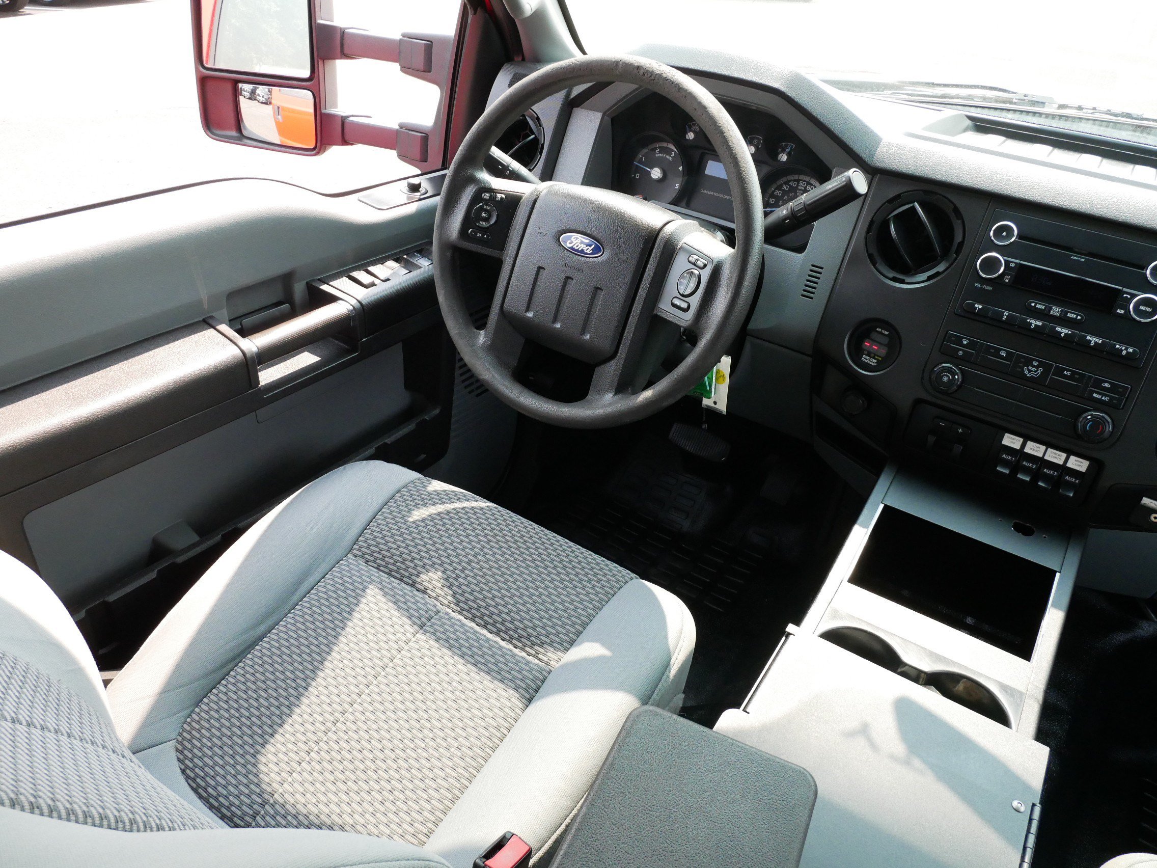 Used 2016 Ford F450 XL w/ Power Equipment Group RWD image 9