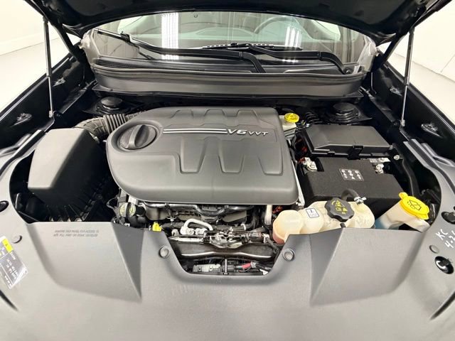 Used 2021 Jeep Cherokee Latitude Lux 80th Anniv w/ Quick Order Package 26U 80TH image 31