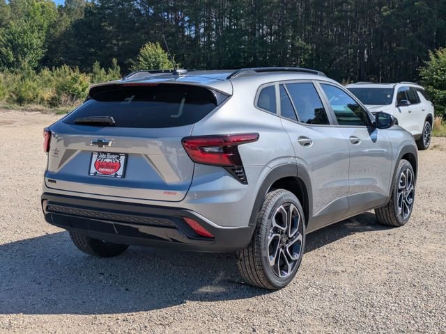 New 2026 Chevrolet Trax RS w/ Sunroof Package FWD image 2
