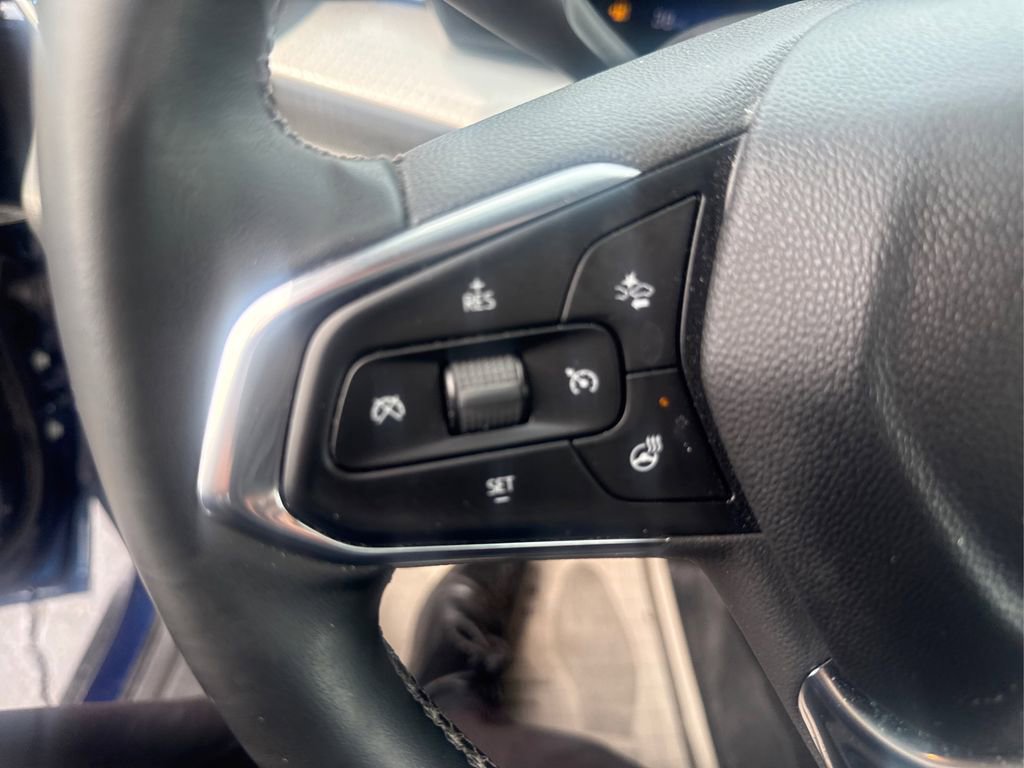 Used 2024 Chevrolet Trax LT w/ Driver Confidence Package FWD image 27