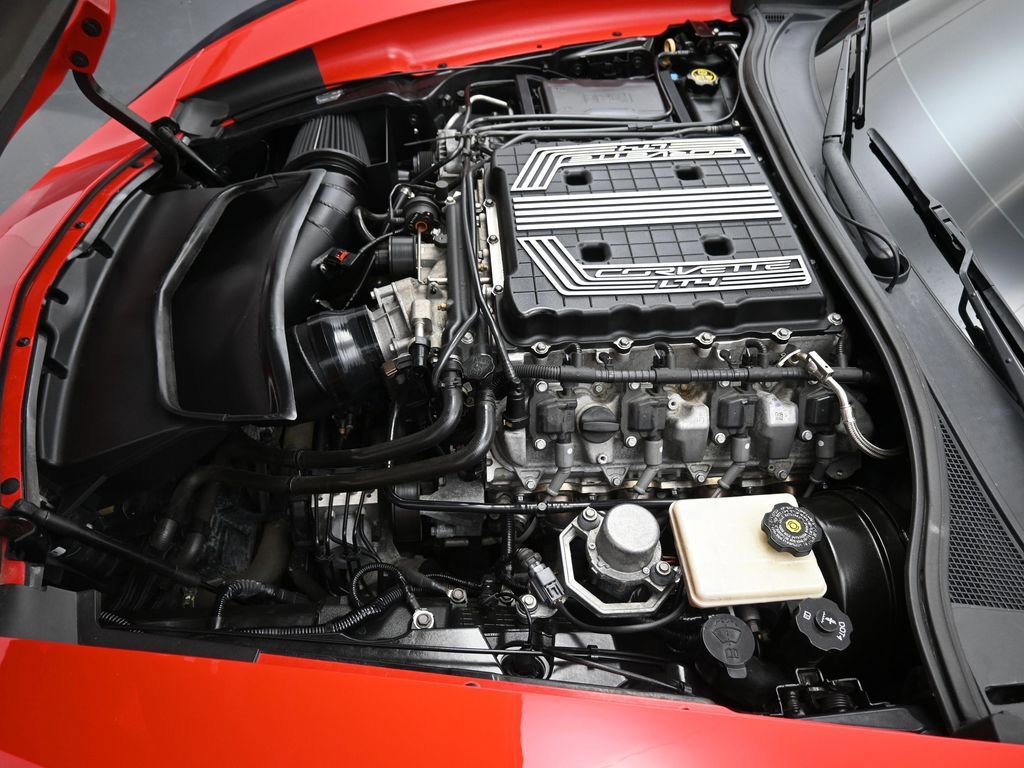 Used 2015 Chevrolet Corvette Z06 w/ 3LZ Preferred Equipment Group RWD image 30