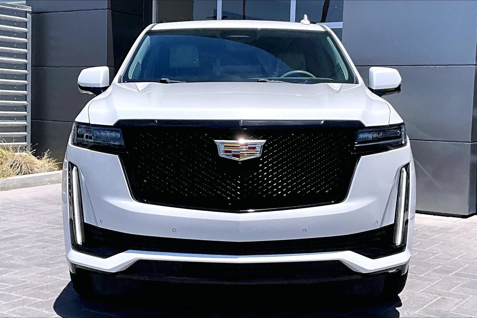 Used 2022 Cadillac Escalade Sport Platinum RWD image 2
