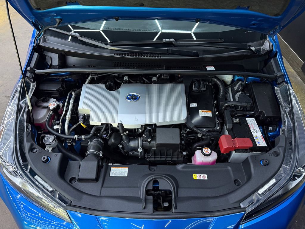 Used 2022 Toyota Prius LE image 25