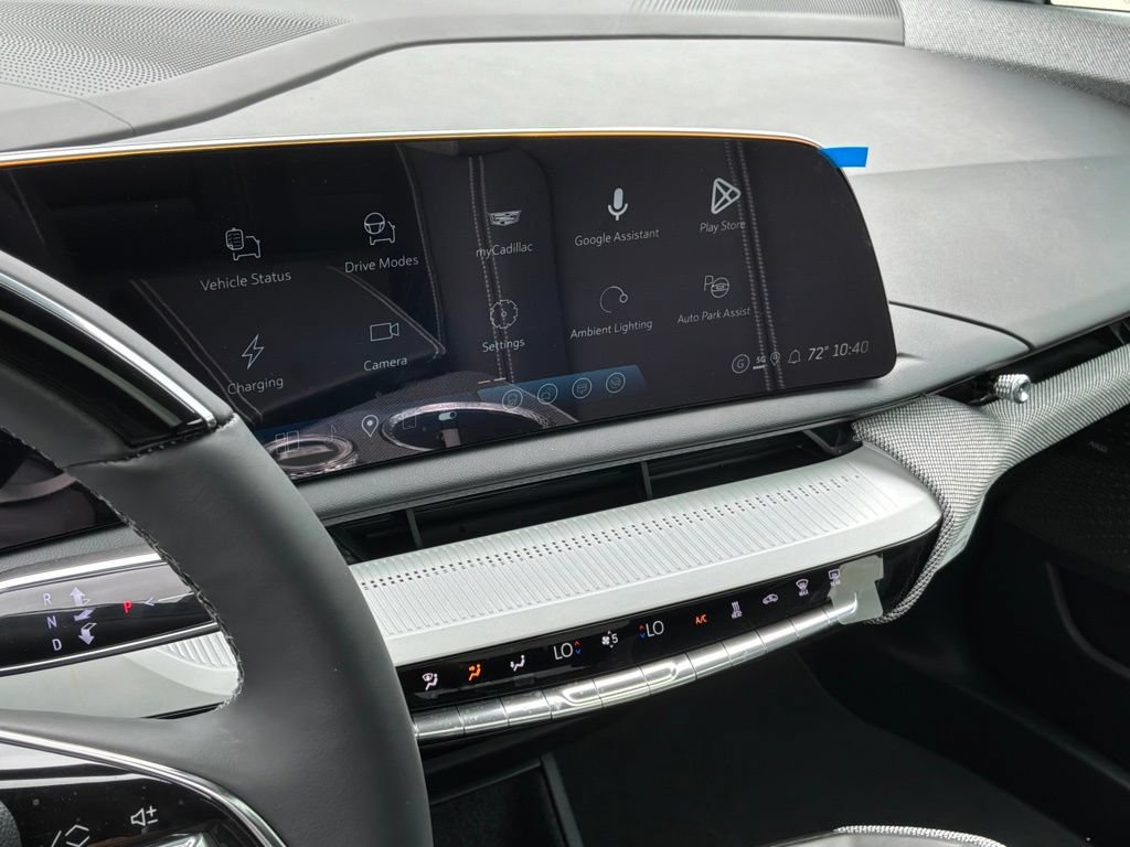New 2027 Cadillac Optiq Luxury AWD/4WD image 29