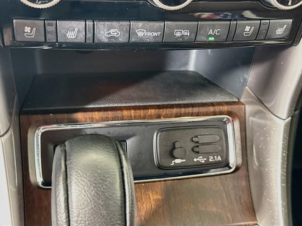 Used 2019 Subaru Ascent Touring AWD/4WD image 21