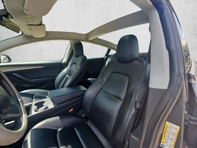 Used 2021 Tesla Model 3 Standard Range Plus RWD image 13