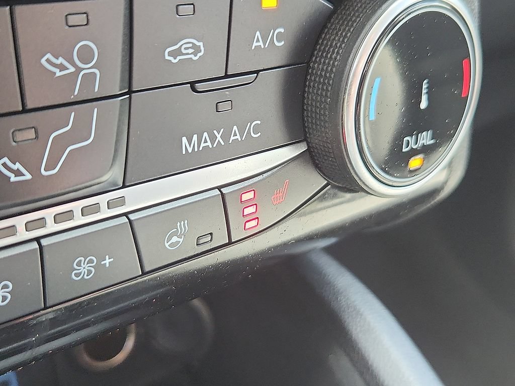 Used 2022 Ford Escape SE w/ Convenience Package FWD image 19