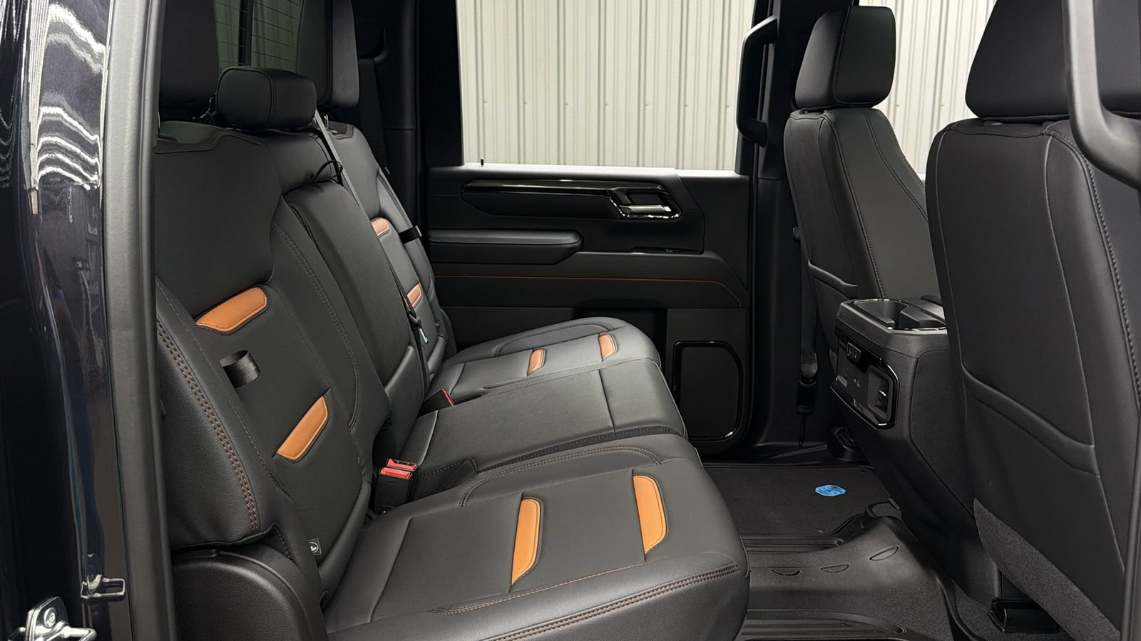 Used 2026 GMC Sierra 2500 AT4 w/ AT4 Premium Plus Package AWD/4WD image 42