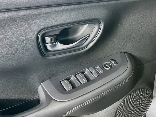 Certified 2027 Honda HR-V LX image 20