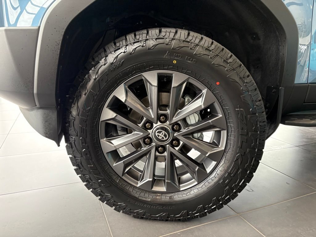 New 2026 Toyota Land Cruiser AWD/4WD image 9