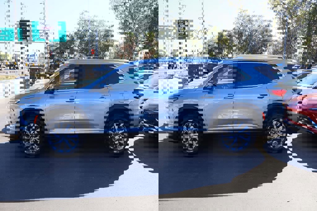 New 2026 Buick Enclave Preferred w/ Power Package image 3