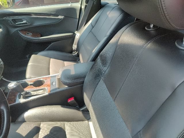 Used 2014 Chevrolet Impala LT w/ Convenience Package FWD image 16