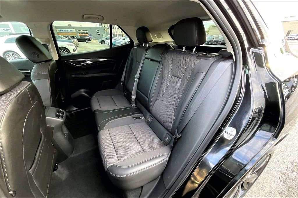 Used 2023 Buick Envision Preferred w/ Sport Touring Package AWD/4WD image 24