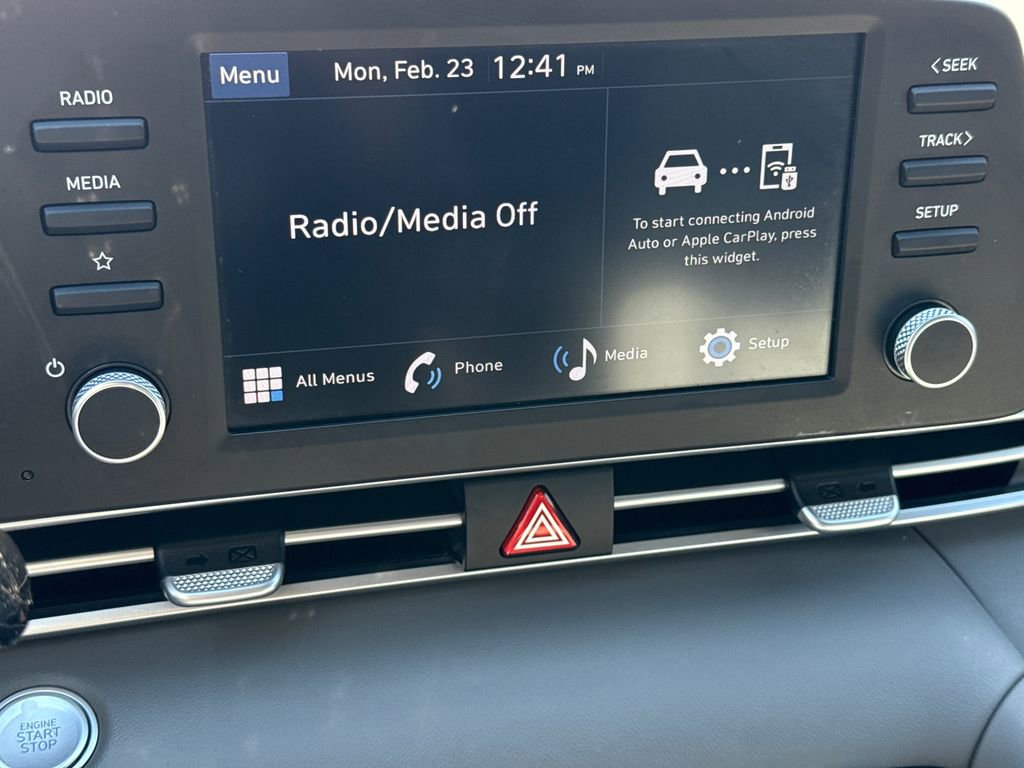 Certified 2025 Hyundai Elantra Sport image 21