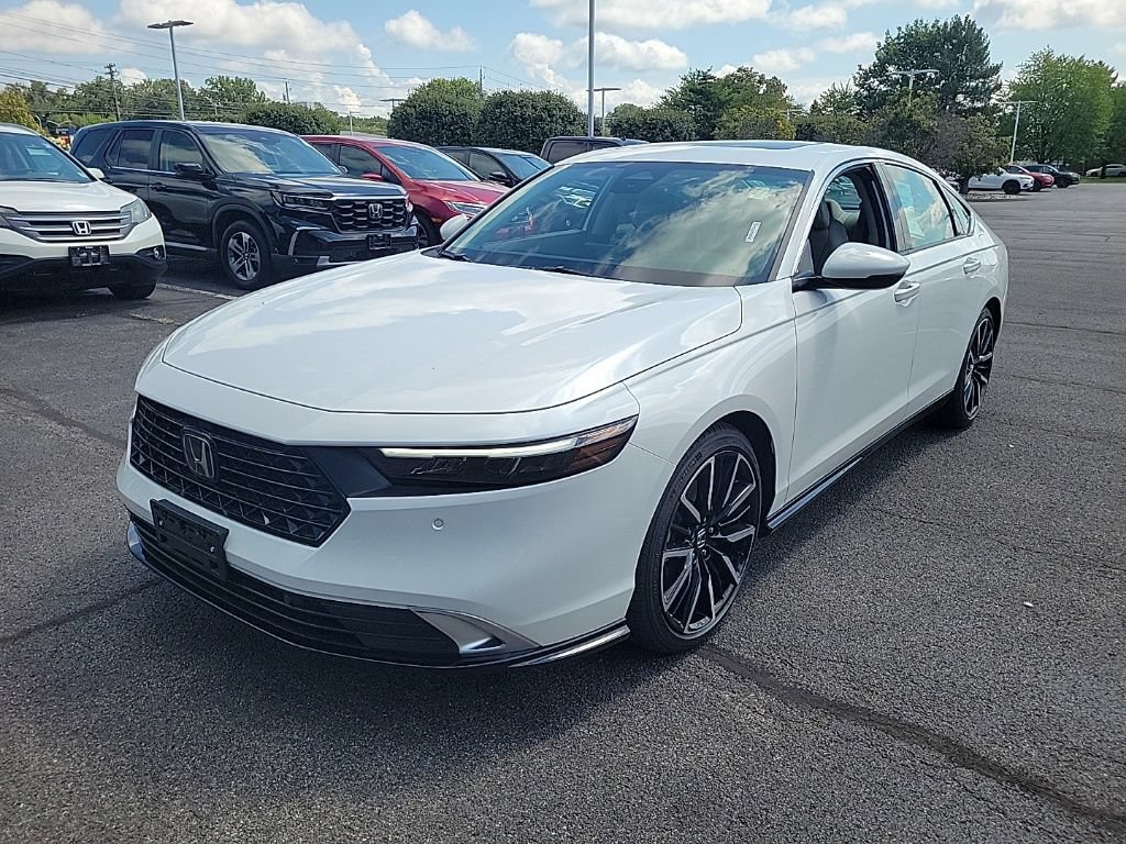 Used 2026 Honda Accord Touring image 8