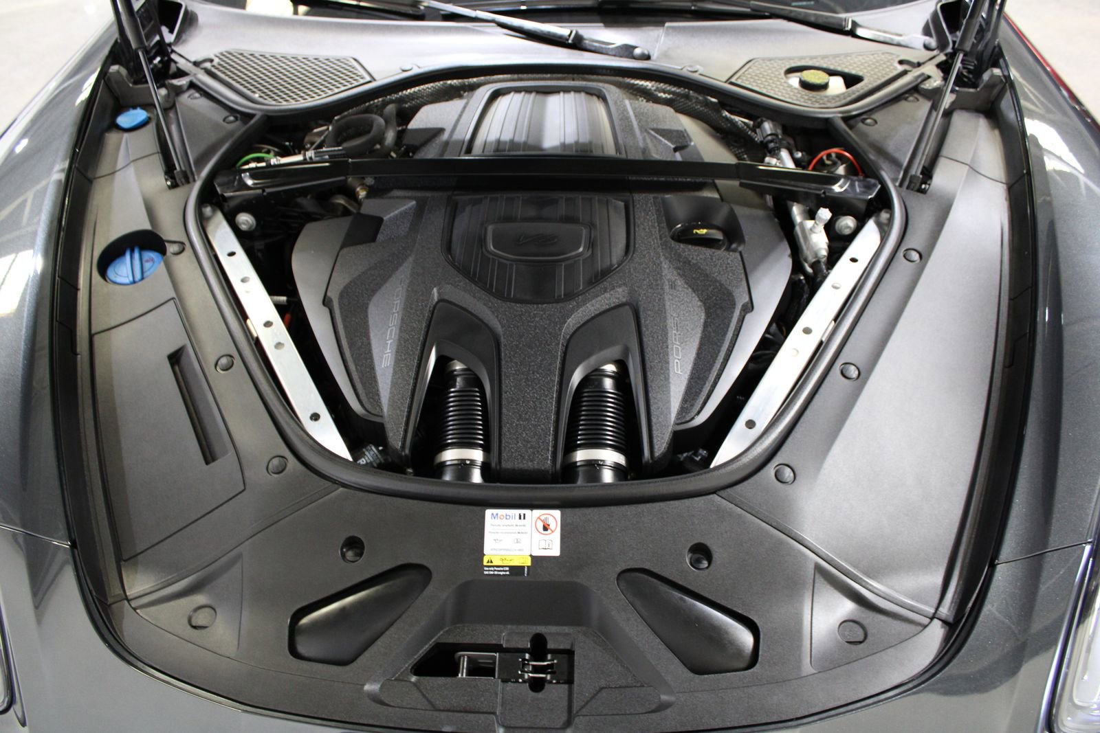 Used 2023 Porsche Panamera Platinum Edition image 51