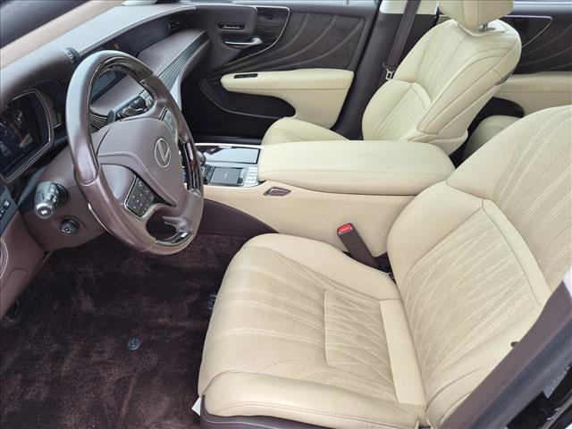 Used 2018 Lexus LS 500 AWD w/ Interior Upgrade Package image 17