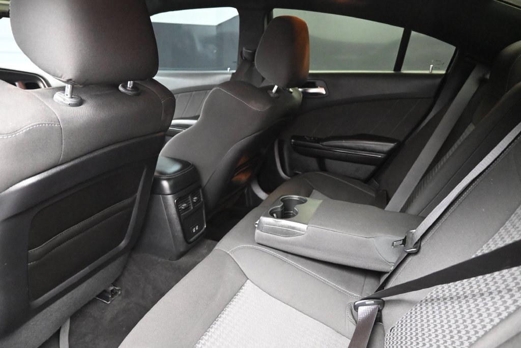 Used 2022 Dodge Charger R/T w/ Blacktop Package RWD image 19