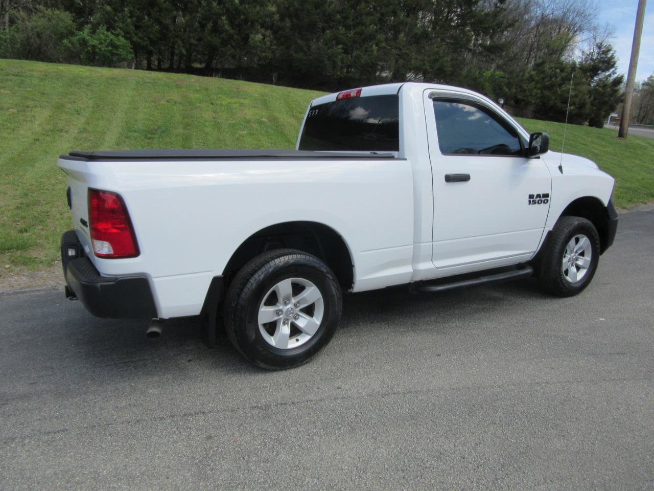 Used 2015 RAM 1500 Tradesman w/ Power & Remote Entry Group AWD/4WD image 3