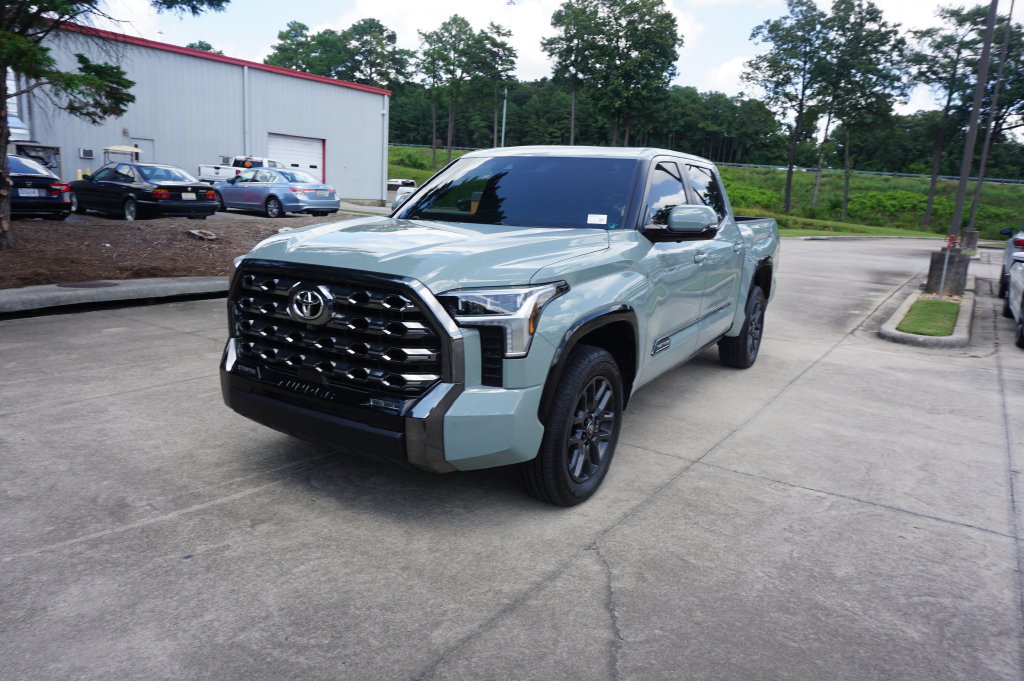 Used 2025 Toyota Tundra Platinum AWD/4WD image 19