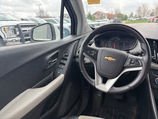 Used 2020 Chevrolet Trax LT w/ Driver Confidence Package image 18