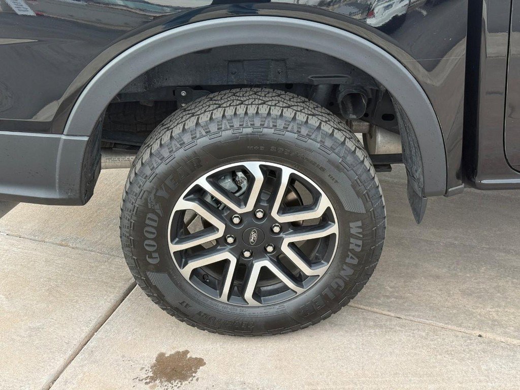 Used 2025 Ford Ranger Lariat w/ FX4 Off-Road Package image 6
