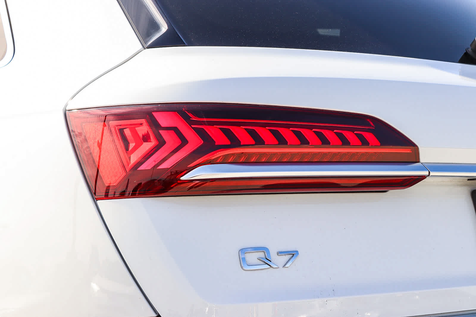Used 2023 Audi Q7 2.0T Premium AWD/4WD image 12