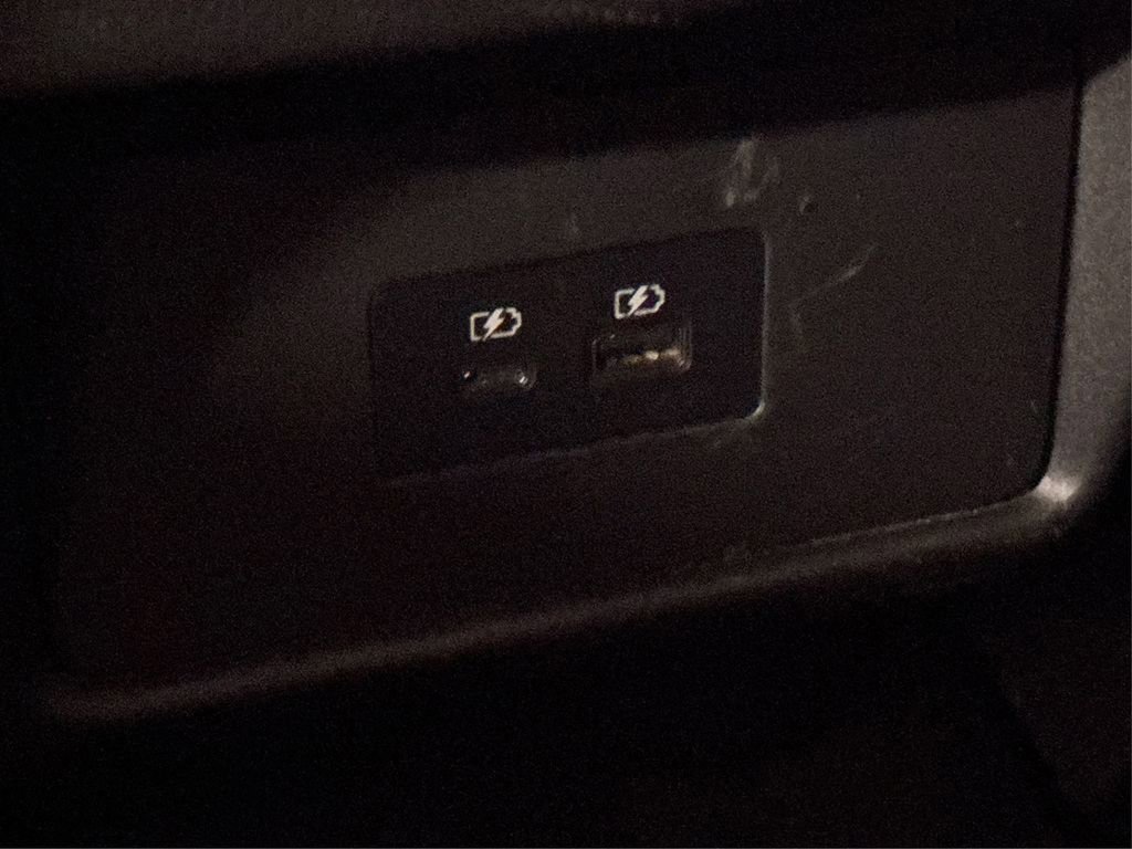 Certified 2023 Nissan Rogue SV image 32