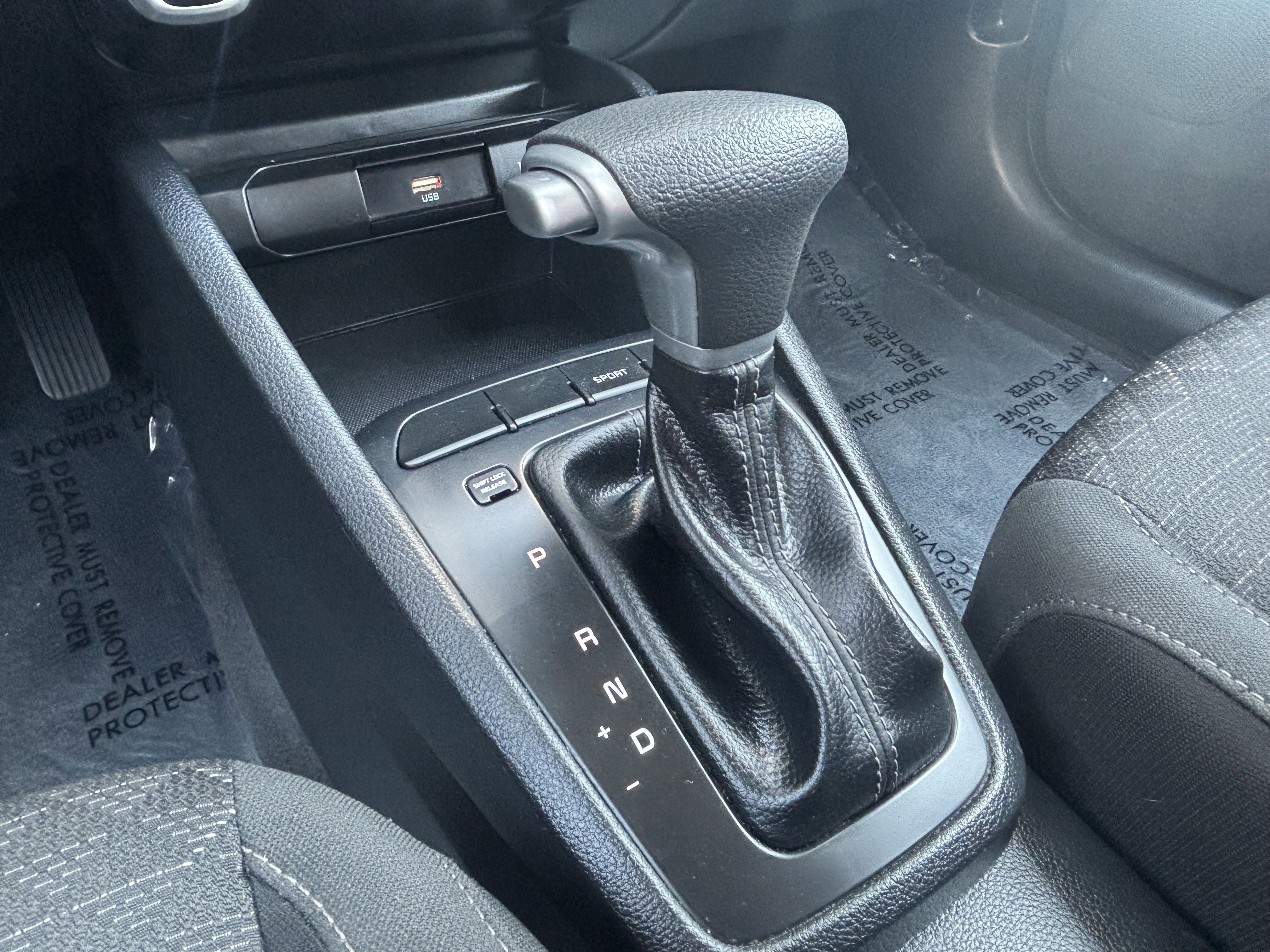 Used 2023 Kia Rio LX image 33