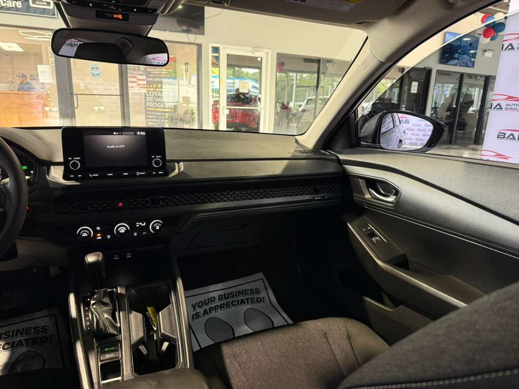 Used 2025 Honda Accord LX image 19