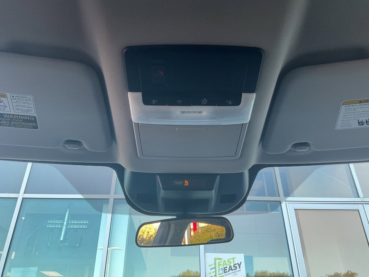 Used 2025 Nissan Rogue SV FWD image 14