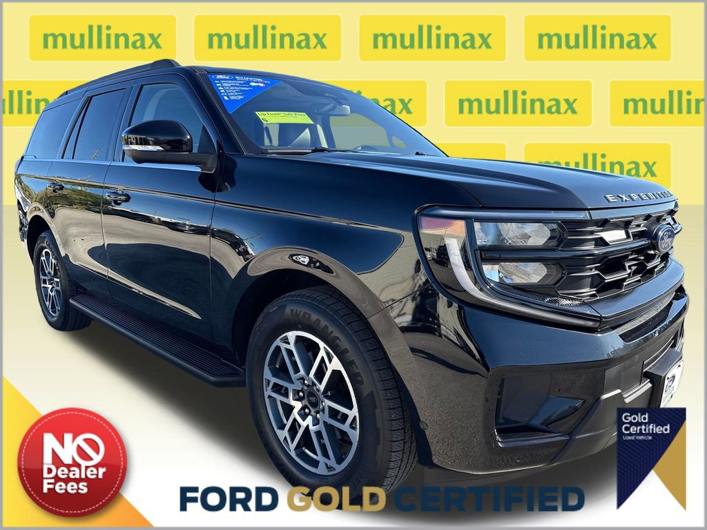 Certified 2025 Ford Expedition Active image 1