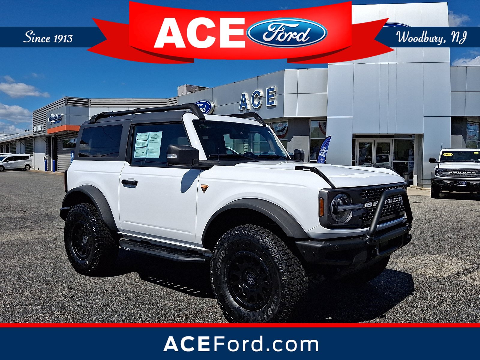 Certified 2022 Ford Bronco Badlands w/ Sasquatch Package AWD/4WD image 1