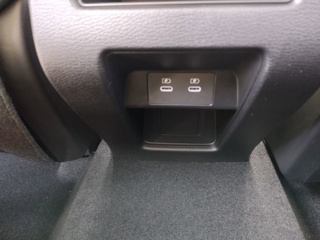 New 2026 Mitsubishi Outlander Trail Edition image 26