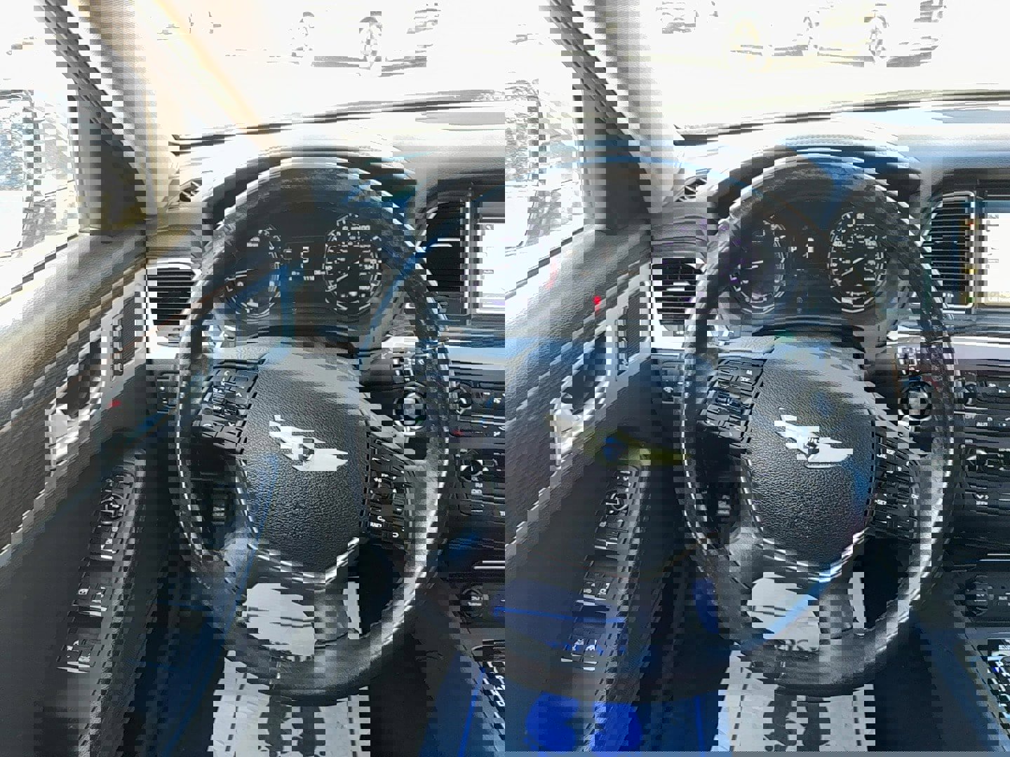 Used 2016 Hyundai Genesis 3.8 w/ Option Group 02 image 18