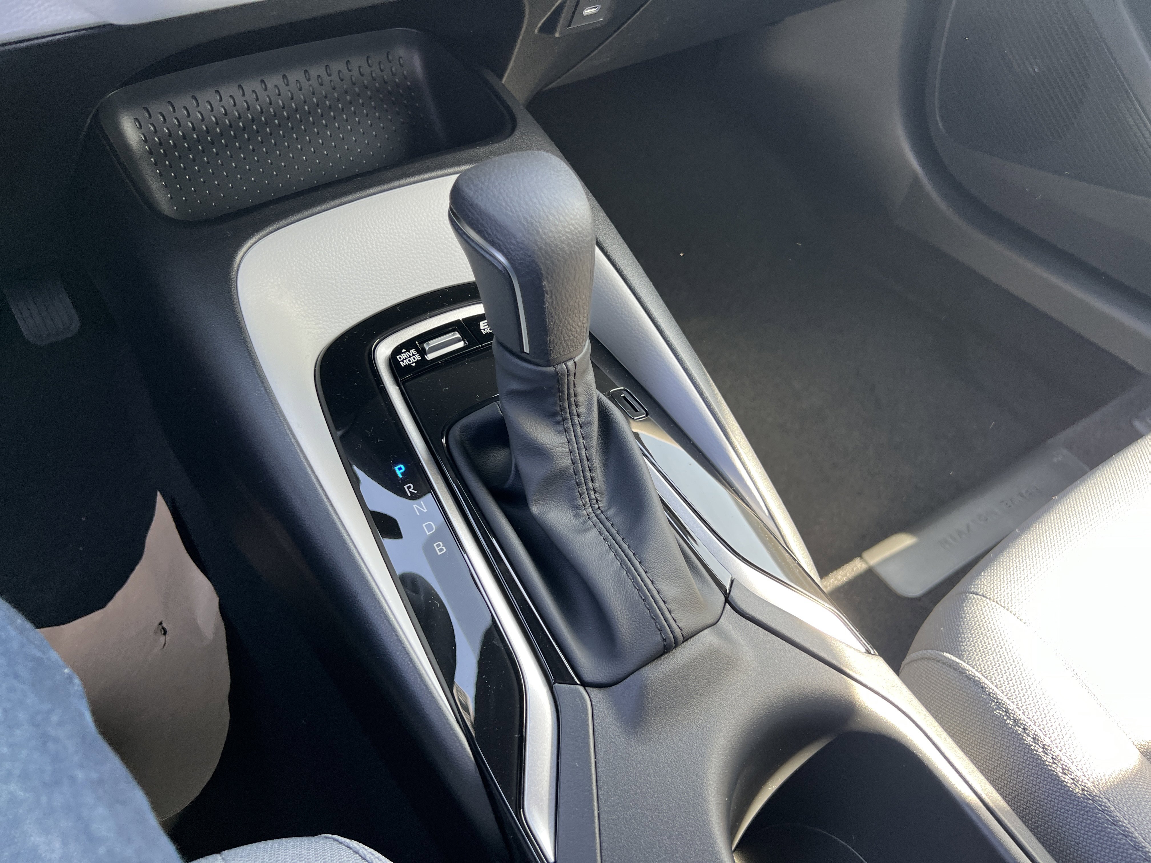 New 2026 Toyota Corolla SE image 18