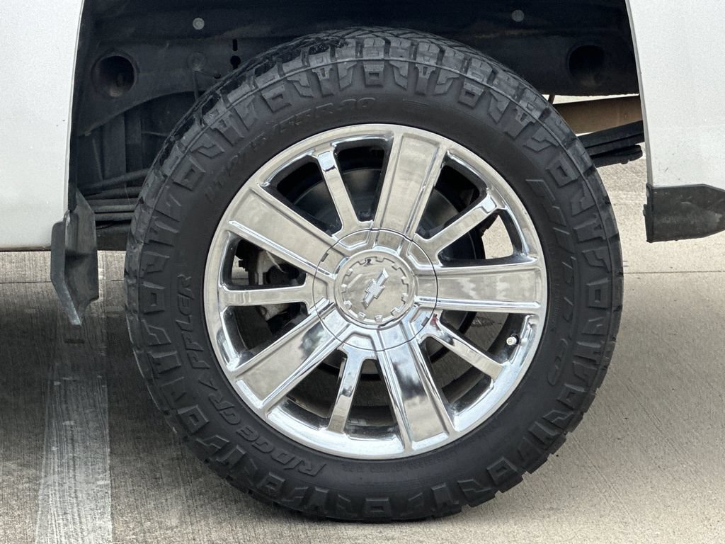 Used 2018 Chevrolet Silverado 1500 High Country AWD/4WD image 25
