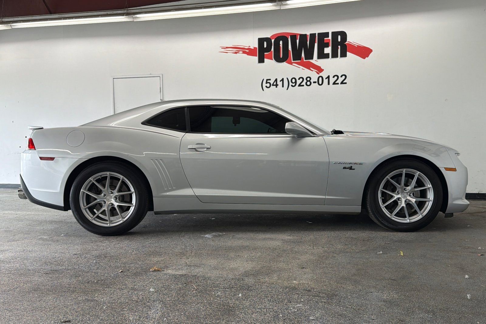 Used 2015 Chevrolet Camaro SS w/ RS Package RWD image 2