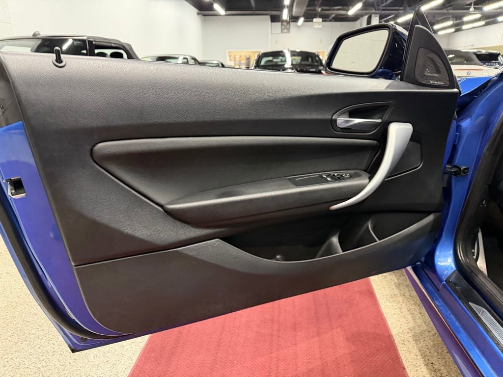 Used 2016 BMW M235i Coupe image 26