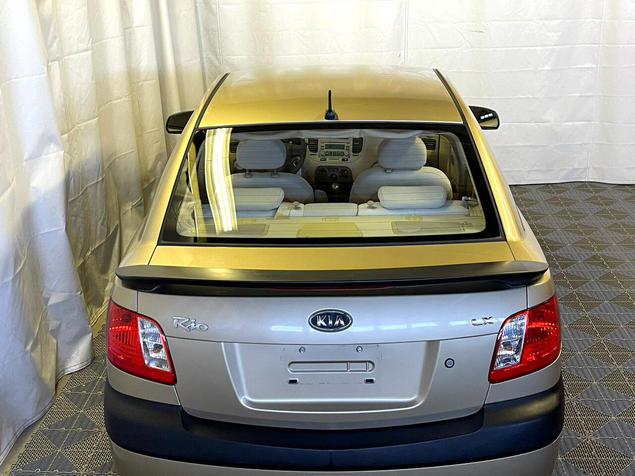 Used 2007 Kia Rio LX image 11