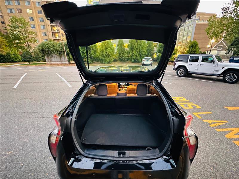 Used 2018 Toyota Prius Two image 17