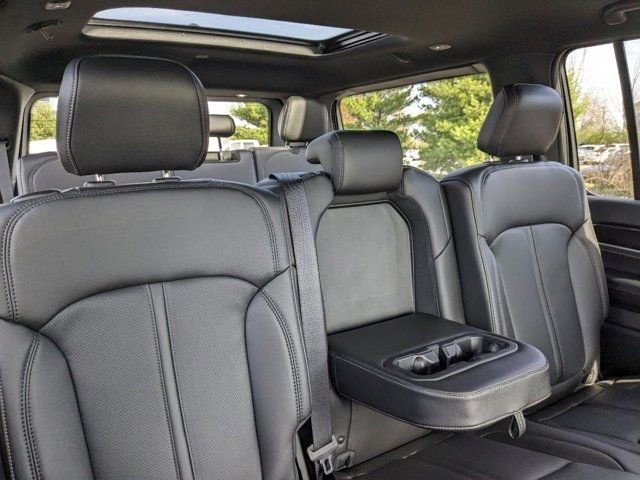 New 2024 Jeep Wagoneer 4WD w/ Premium Group I image 11