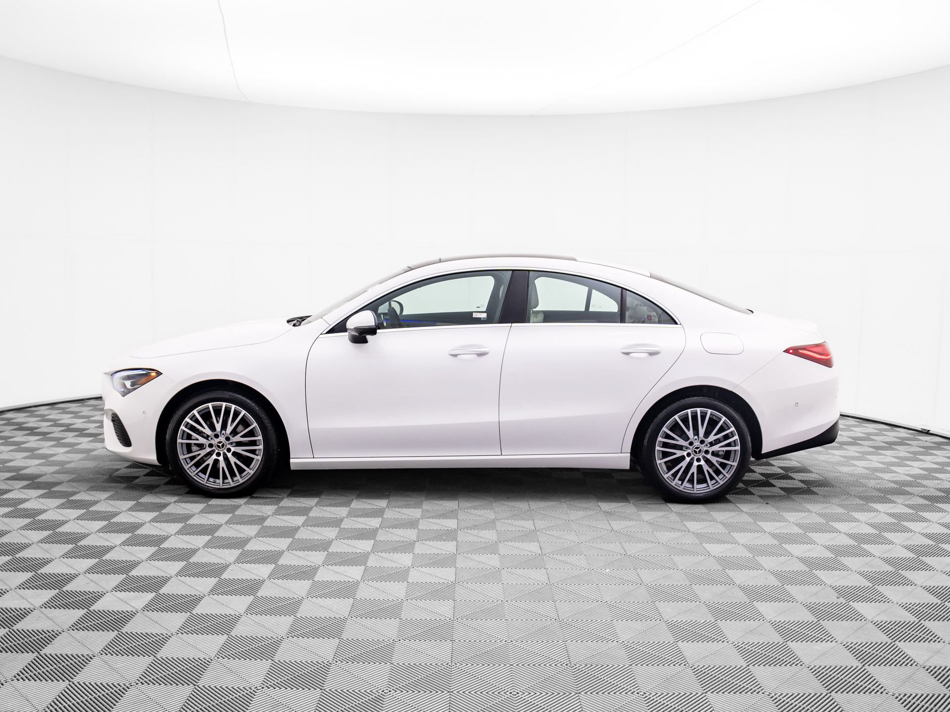 New 2026 Mercedes-Benz CLA 250 4MATIC image 2